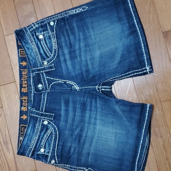 NWOT ROCK REVIVAL LUNA  MID RISE STRETCHY DENIM SHORTS WEAR CUFFED OR DOWN - Picture 2 of 16